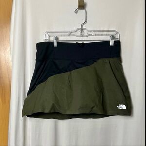The North Face Women's Two-Tone Mini Skort Size Medium